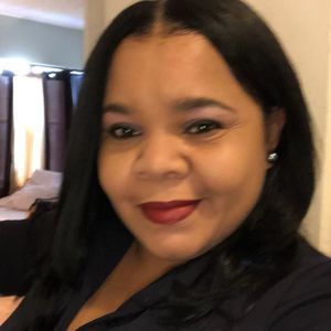 Meet your Posher, Alana